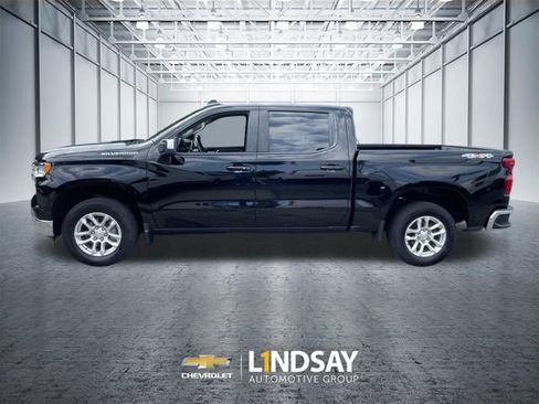 Used 2023 Chevrolet Silverado 1500 LT AWD/4WD image 5