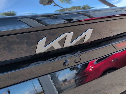 Certified 2025 Kia K4 FWD image 32