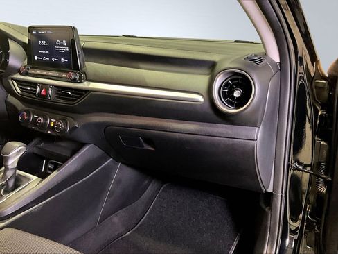 Used 2024 Kia Forte LXS image 25