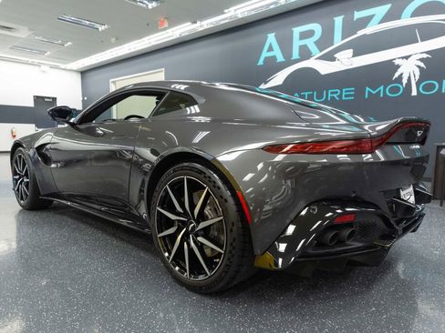 Used 2020 Aston Martin V8 Vantage Coupe image 9