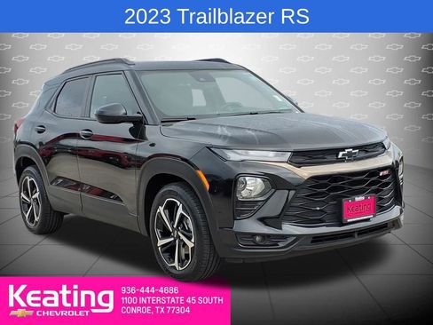 Used 2023 Chevrolet TrailBlazer RS FWD image 1