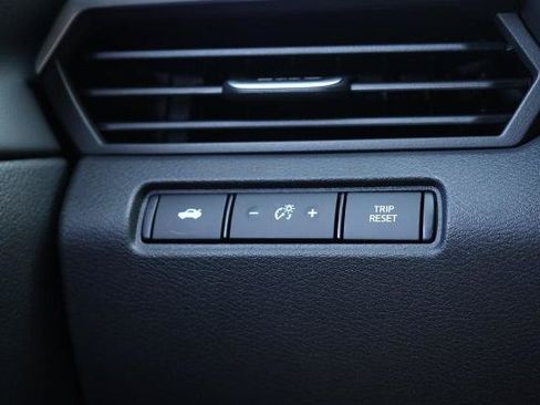 New 2026 Nissan Altima 2.5 SV AWD/4WD image 18