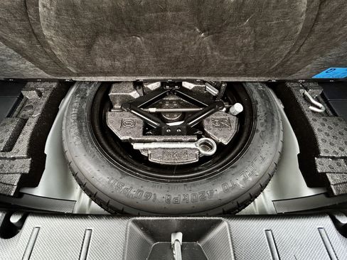 Used 2023 Subaru Crosstrek 2.5i Limited image 9