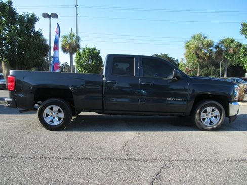 Used 2019 Chevrolet Silverado 1500 LT RWD image 2