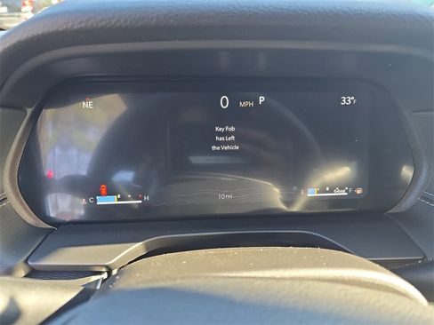 New 2025 Jeep Grand Cherokee Altitude image 19