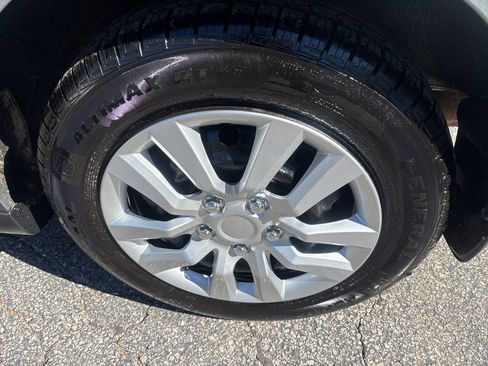 Used 2009 Nissan Versa 1.8 S w/ PWR Pkg FWD image 26