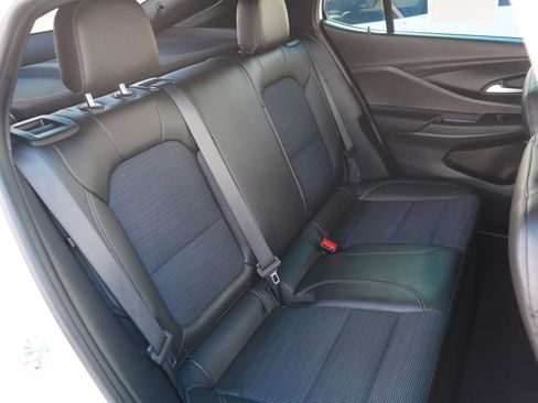 Used 2025 Buick Envista Sport Touring FWD image 22