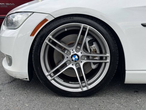 Used 2009 BMW 335i xDrive Coupe AWD/4WD image 2