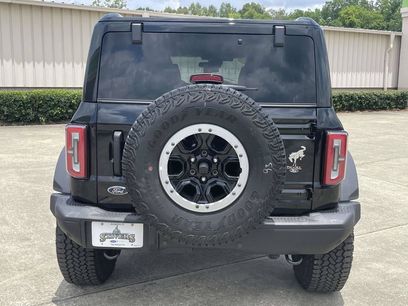 New 2025 Ford Bronco Badlands w/ Sasquatch Package
