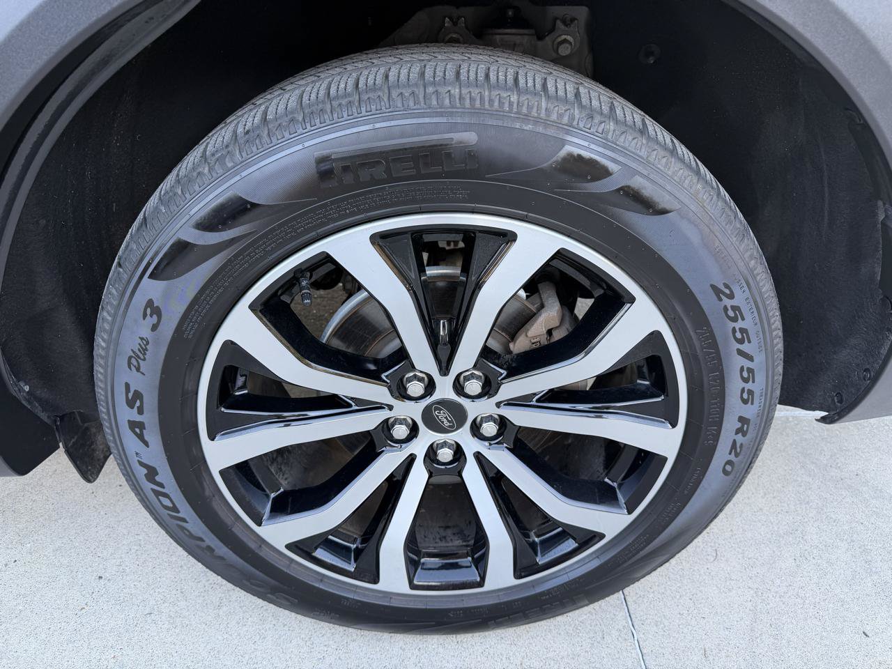 Used 2020 Ford Explorer ST w/ Premium Technology Package AWD/4WD image 9