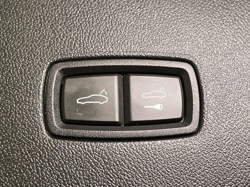 Certified 2024 Porsche Cayenne Turbo GT AWD/4WD image 20