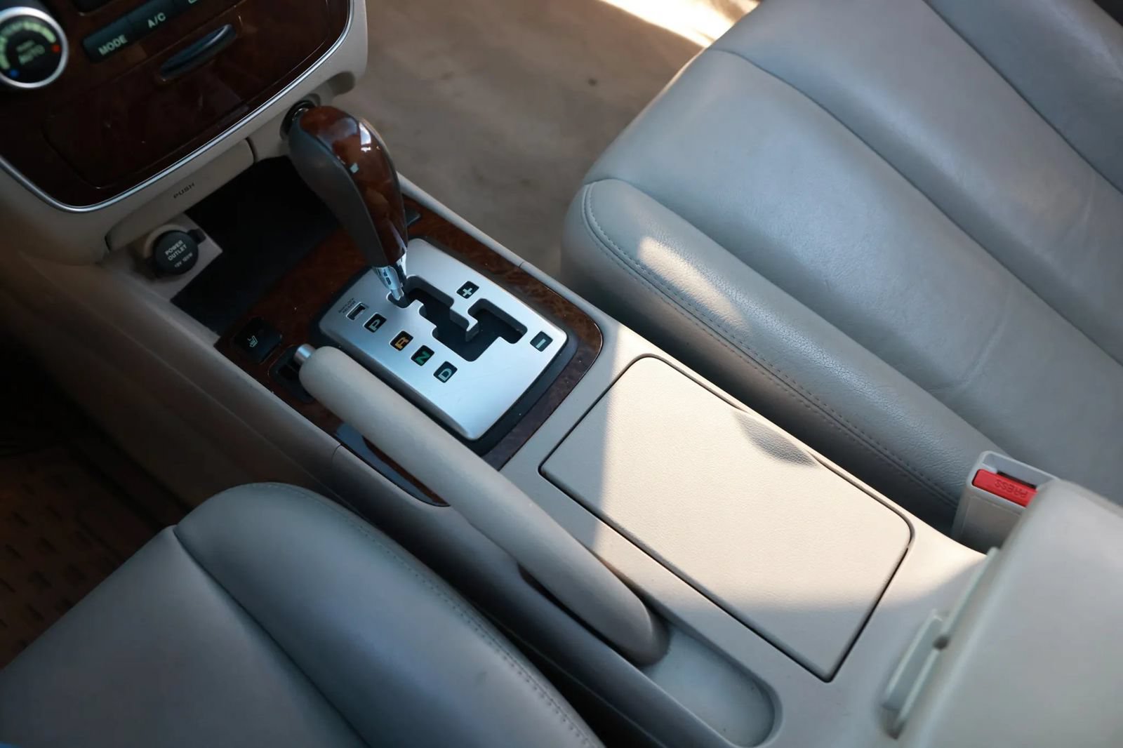 Used 2006 Hyundai Sonata LX FWD image 37