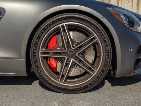 Used 2018 Mercedes-Benz AMG GT C image 18
