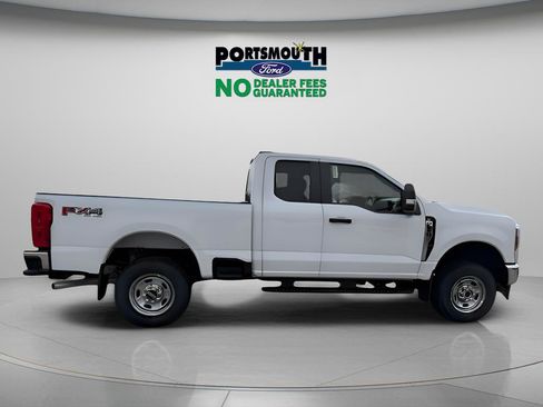 New 2026 Ford F250 XL w/ FX4 Off-Road Package AWD/4WD image 5