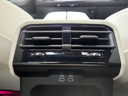 Used 2026 BMW 530i w/ M Sport Package RWD image 53