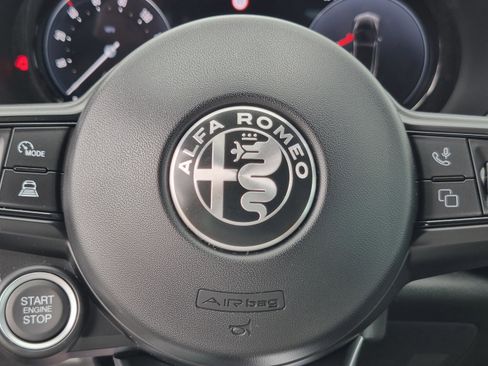 Used 2024 Alfa Romeo Tonale Veloce w/ Active Assist Package AWD/4WD image 48