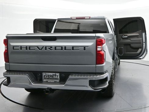 Used 2025 Chevrolet Silverado 1500 LT AWD/4WD image 44