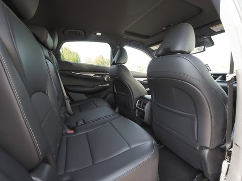 Used 2023 INFINITI QX55 Essential AWD/4WD image 40