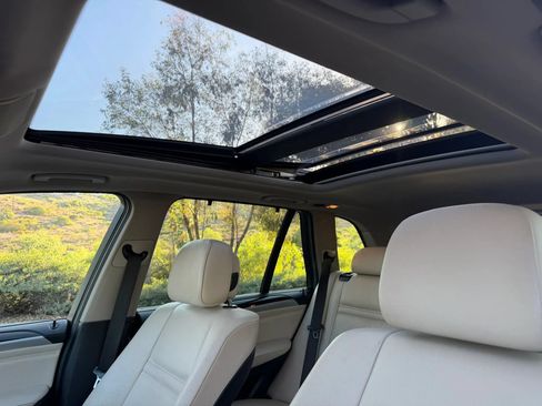 Used 2012 BMW X5 xDrive35i AWD/4WD image 13