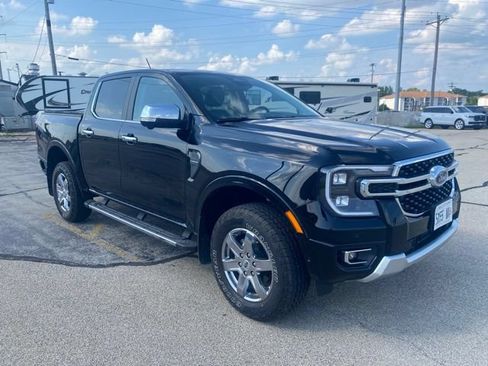 Used 2024 Ford Ranger Lariat w/ FX4 Off-Road Package AWD/4WD image 3