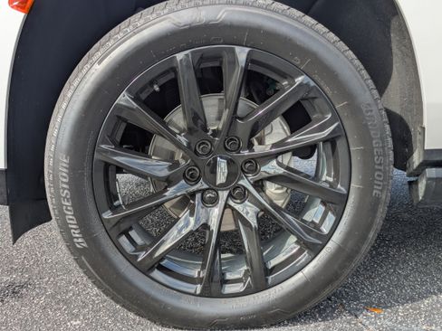 Used 2024 Cadillac Escalade Sport w/ LPO, ONYX Package image 34