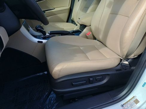 Used 2015 Honda Accord EX-L image 13