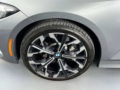 Used 2025 BMW 330i xDrive Sedan w/ Premium Package image 30