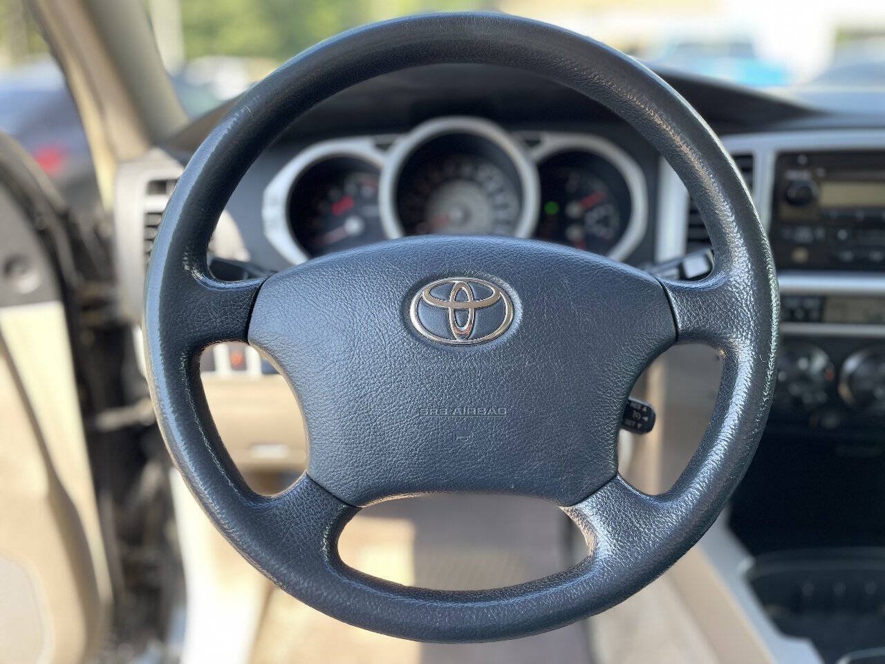 Used 2005 Toyota 4Runner SR5 RWD image 14