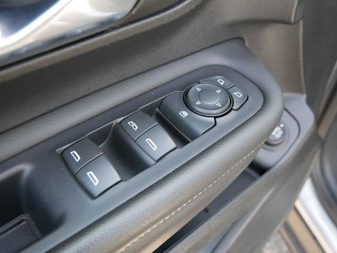 Used 2023 GMC Terrain SLT AWD/4WD image 21