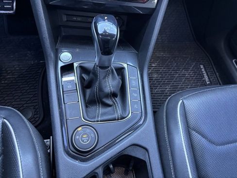 Used 2022 Volkswagen Tiguan SEL R-Line image 21