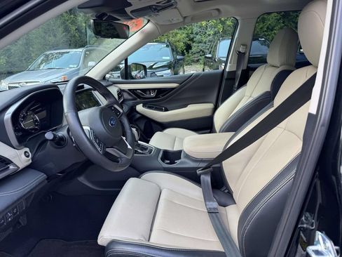 Used 2025 Subaru Outback Limited XT AWD/4WD image 19