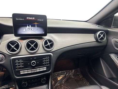 Used 2019 Mercedes-Benz CLA 250 4MATIC image 50