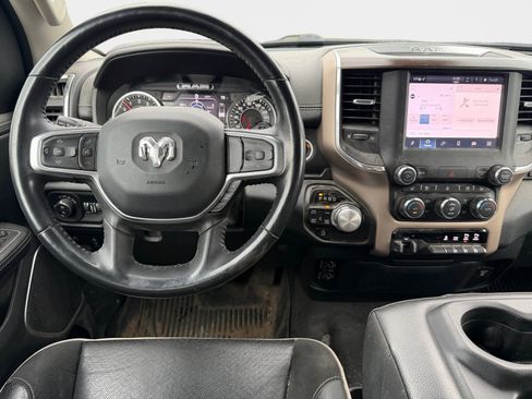Used 2022 RAM 1500 Laramie AWD/4WD image 11