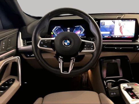 Used 2025 BMW X1 xDrive28i w/ M Sport Package AWD/4WD image 5