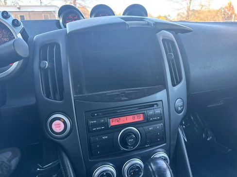 Used 2013 Nissan 370Z Touring w/ Sport Pkg image 21