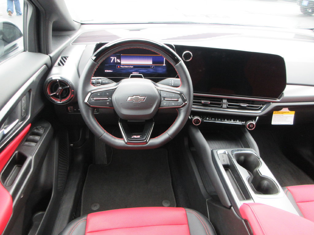 Used 2024 Chevrolet Equinox EV RS w/ Active Safety Package 3 FWD image 15