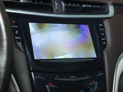 Used 2014 Cadillac XTS Luxury w/ Driver Awareness Package image 31