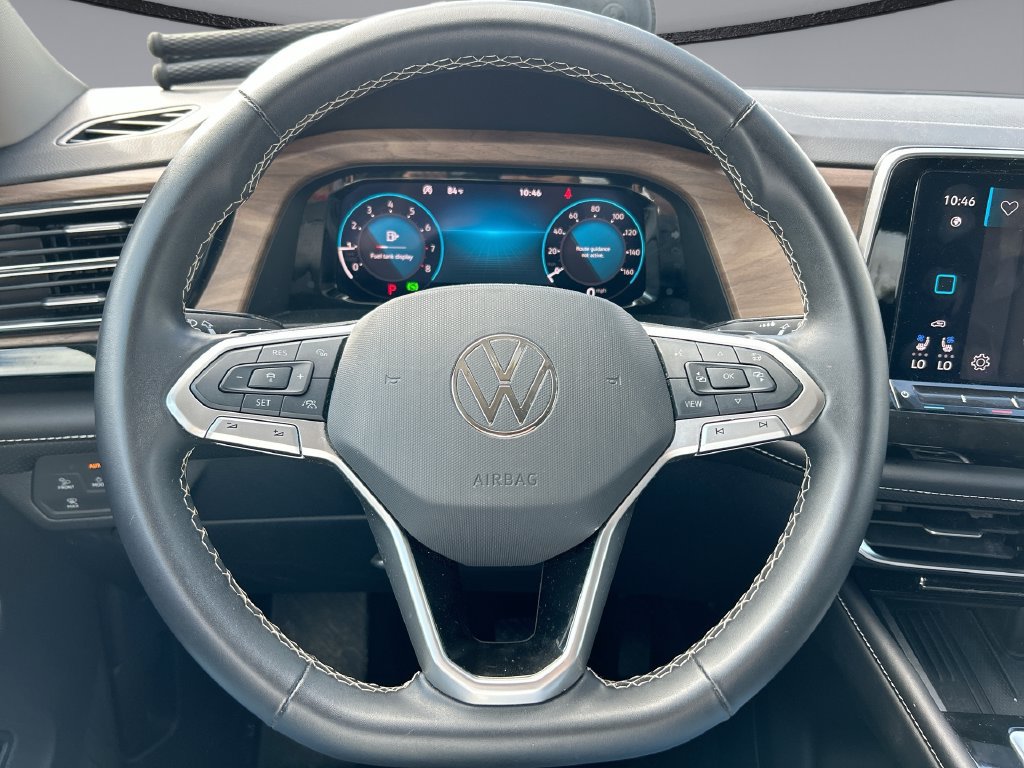 Used 2025 Volkswagen Atlas SE FWD image 15