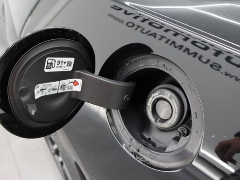 Used 2018 Ford Mustang Shelby GT350 w/ Electronics Package RWD image 31