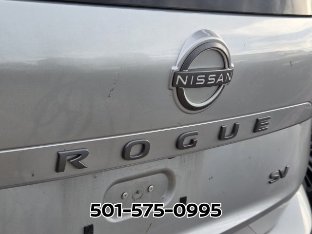 Used 2024 Nissan Rogue SV FWD image 10