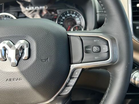 Used 2022 RAM 1500 Laramie image 40