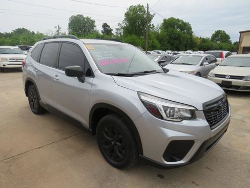 Used 2019 Subaru Forester w/ Alloy Wheel Package AWD/4WD image 3