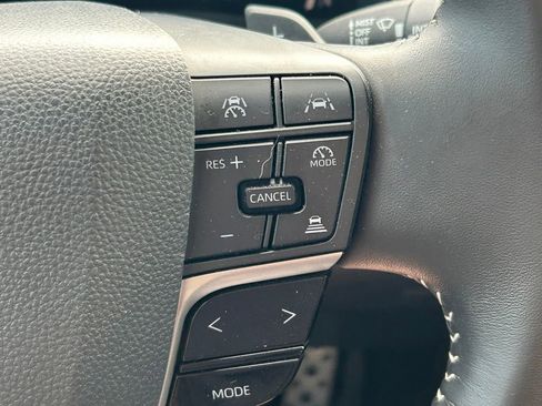 Used 2025 Toyota Camry SE w/ Convenience Package FWD image 38