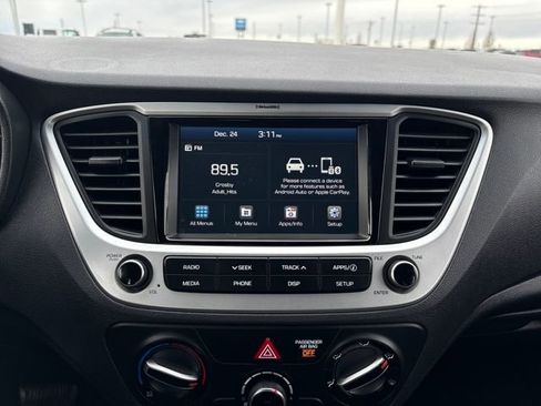 Used 2021 Hyundai Accent SEL image 19