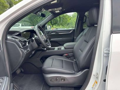 New 2026 GMC Acadia Elevation w/ Elevation Premium Package