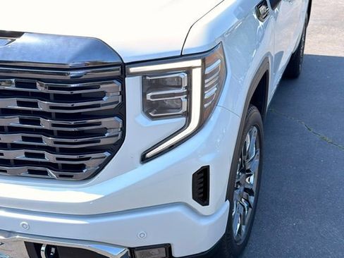 Used 2023 GMC Sierra 1500 Denali Ultimate AWD/4WD image 22