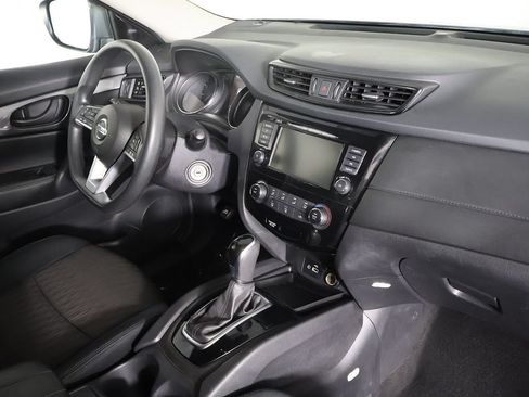 Used 2019 Nissan Rogue S AWD/4WD image 24