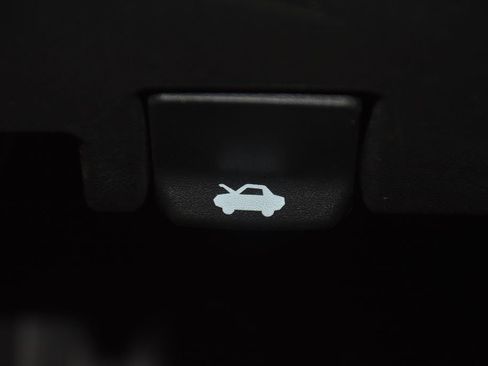 Used 2022 Chevrolet Equinox LT AWD/4WD image 24