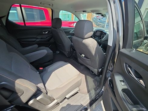 Used 2021 Chevrolet Traverse LT AWD/4WD image 7