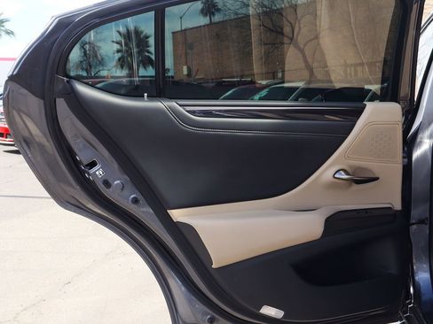 Used 2020 Lexus ES 350 w/ Premium Package image 25